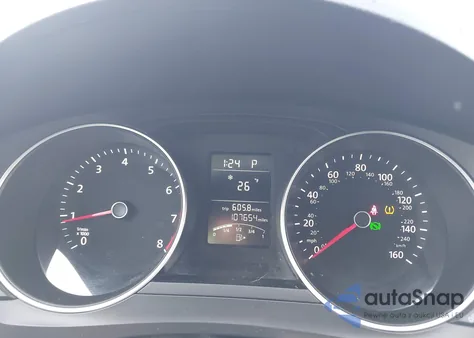 2018 Volkswagen Jetta 1.4T S z USA, uszkodzony, nr VIN 3VW2B7AJXJM214864